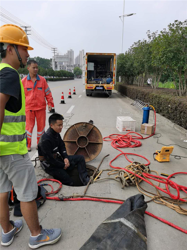鄂托克前翻衬法管道修复技术主要工序